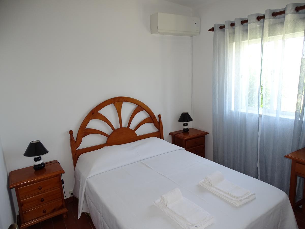 Falfeira Apartments Lagos Esterno foto