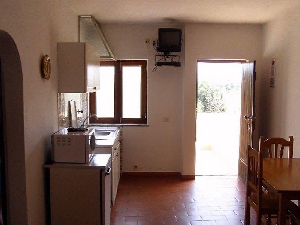 Falfeira Apartments Lagos Esterno foto