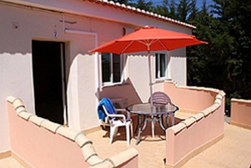 Falfeira Apartments Lagos Esterno foto